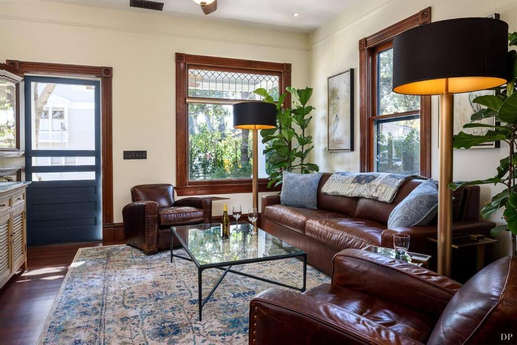 Upscale Downtown Home Walk To Beach Shops Bars 2 Santa Barbara Exteriér fotografie